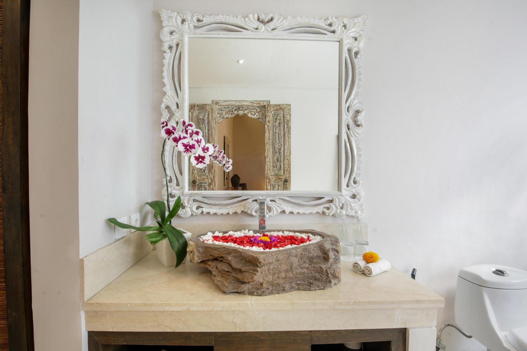 Villa Koala, 2Br Close To W, Potato Head And Shi Shi Seminyak Buitenkant foto